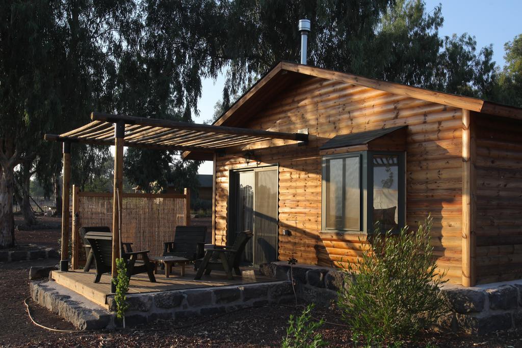 Assaf Boutique Winery & Cabins Kidmat Tsvi ภายนอก รูปภาพ