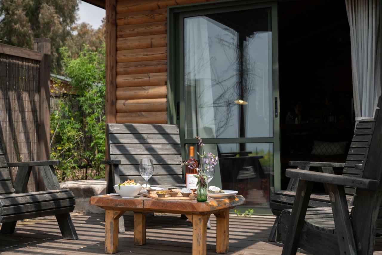 Assaf Boutique Winery & Cabins Kidmat Tsvi ภายนอก รูปภาพ